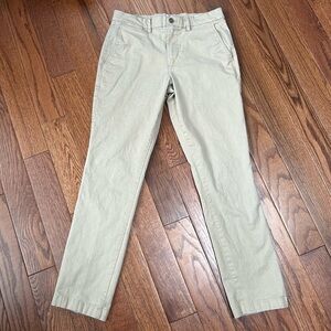 GAP Men's Slim Fit Khaki Chinos 29x30